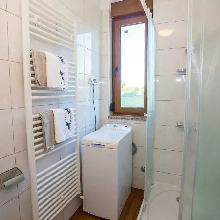 Modern Holiday In With Swimming Pool Tatil Evi